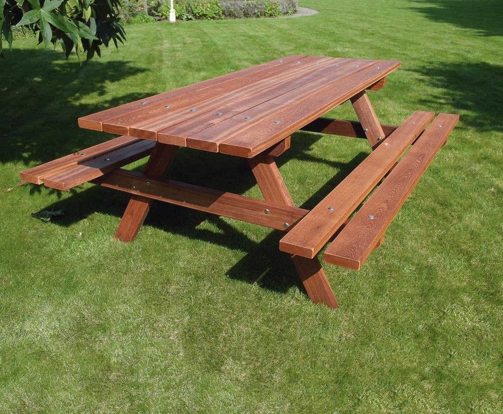 [P0525] PICKNICKTAFEL HARDHOUT 200CM - VRIJSTAAND